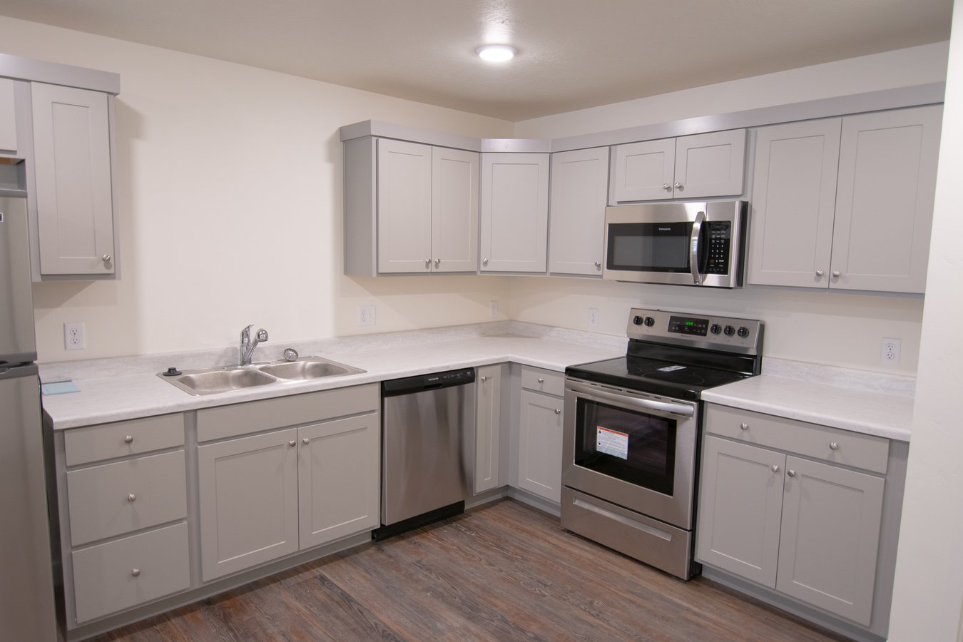 Village on Greenway Apartments El Mirage, AZ Rentable