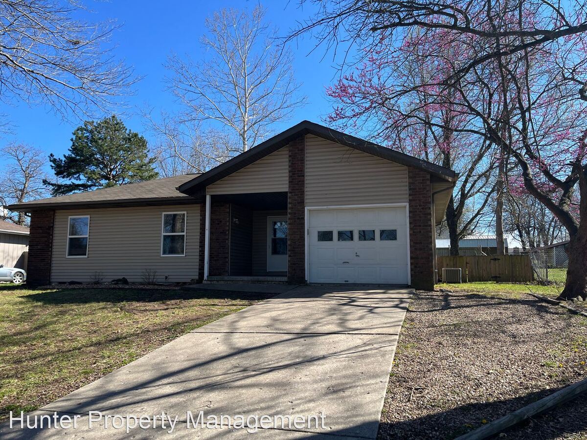 115 Hannah Dr Rogersville, MO House for Rent Rentable