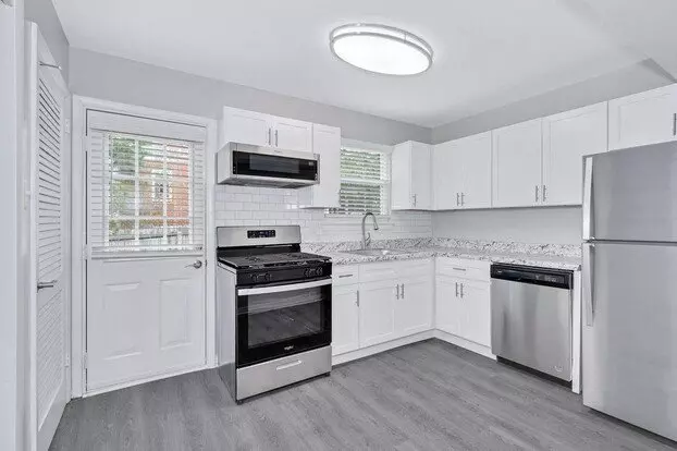 Canterbury Square Apartment for rent in Richmond, VA