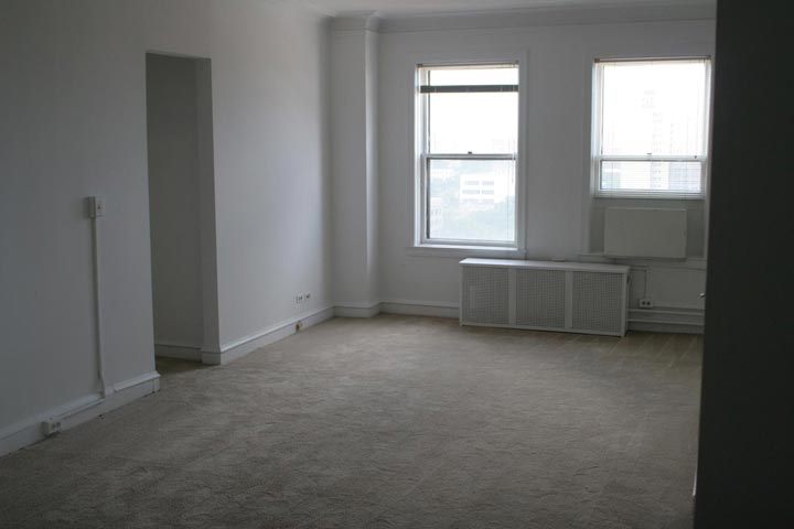 1 Bedroom 1 Bathroom Apartment for rent at Windermere House in Chicago, IL