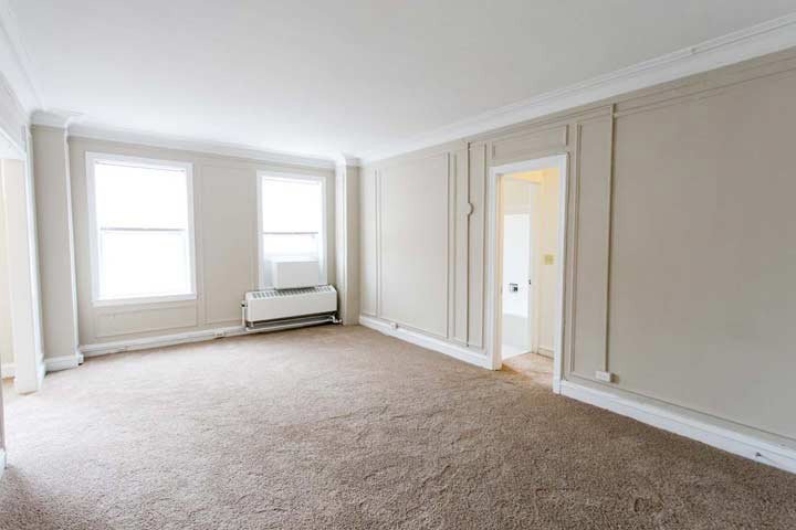 Studio 1 Bathroom Apartment for rent at Windermere House in Chicago, IL