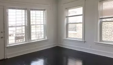 3 of 15 918 E. Hyde Park Boulevard Apartment for rent in Chicago, IL