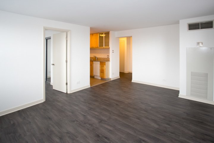 2 Bedrooms 1 Bathroom Apartment for rent at The Blackwood in Chicago, IL