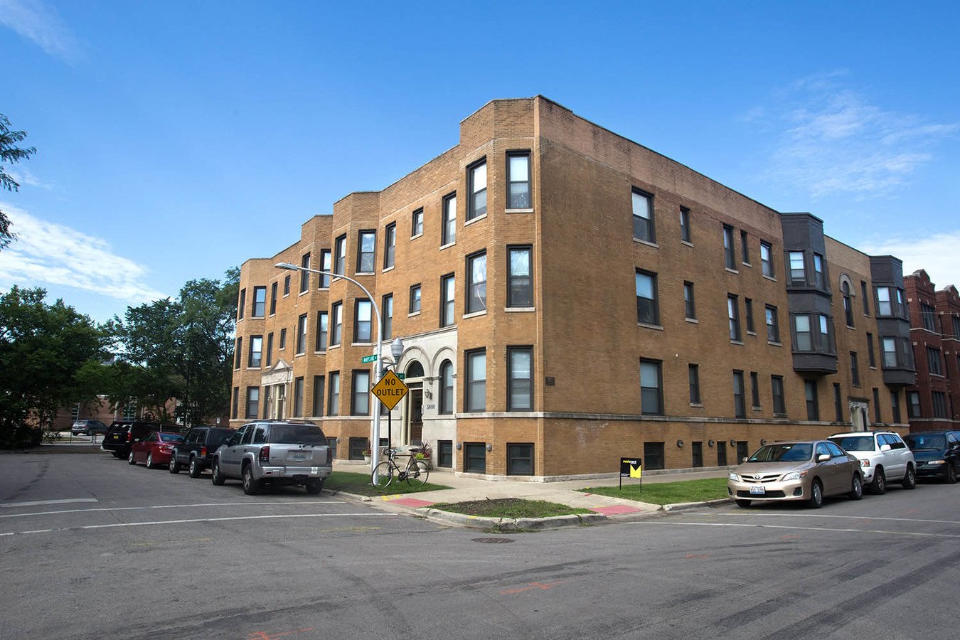 54005406 S Maryland Avenue Apartments Chicago, IL