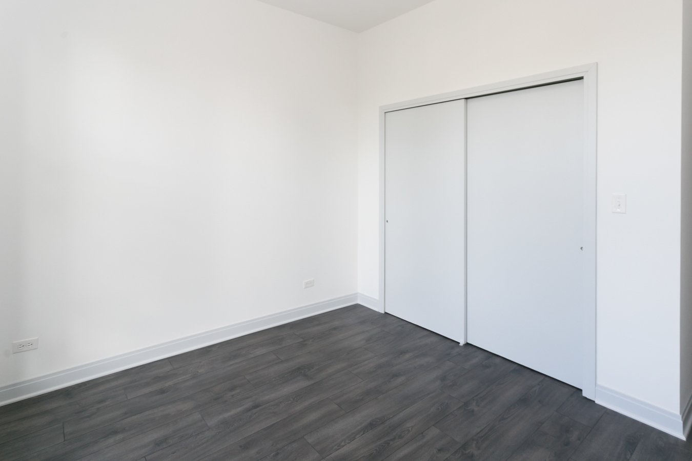 1 Bedroom 1 Bathroom Apartment for rent at The Del Prado in Chicago, IL