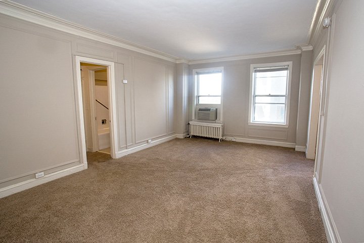 Studio 1 Bathroom Apartment for rent at Windermere House in Chicago, IL