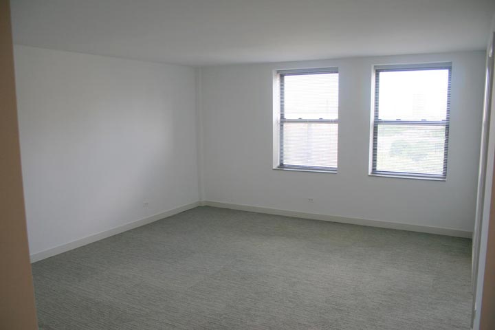 2 Bedrooms 1 Bathroom Apartment for rent at The Blackwood in Chicago, IL