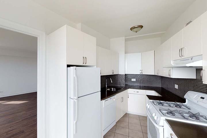 1 Bedroom 1 Bathroom Apartment for rent at East Park Tower in Chicago, IL