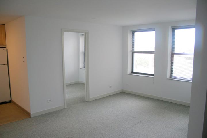 2 Bedrooms 1 Bathroom Apartment for rent at The Blackwood in Chicago, IL
