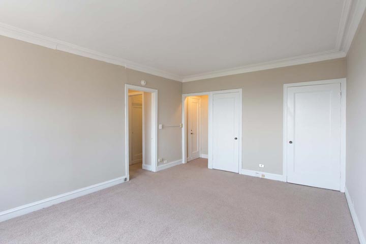 Studio 1 Bathroom Apartment for rent at Windermere House in Chicago, IL