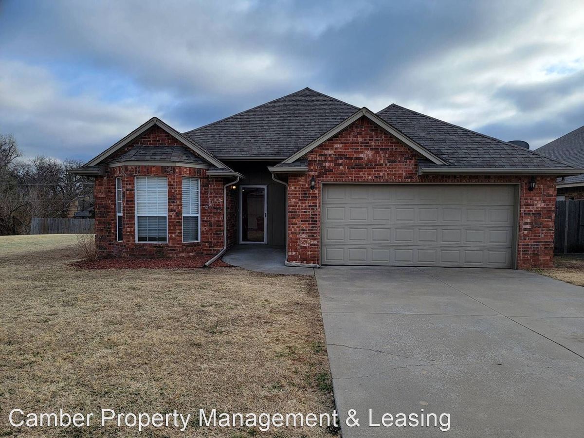 2316 Naples Way Edmond, OK House for Rent