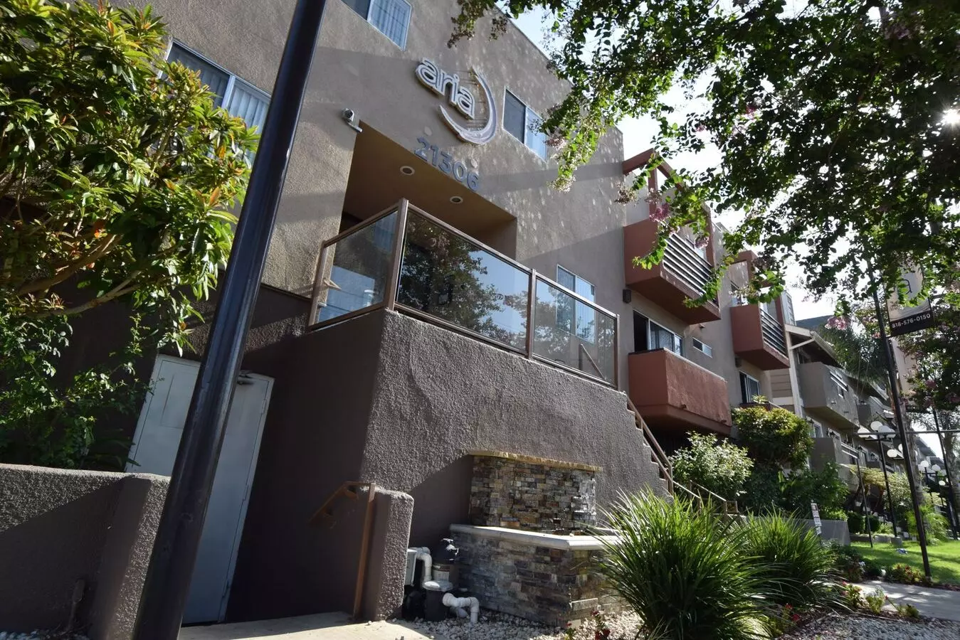 21306 Apartment for rent in Canoga Park, CA