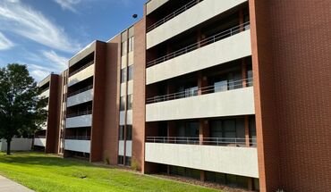 The Village at Gray's Lake Apartments - Des Moines Apartment for rent in Des Moines, IA