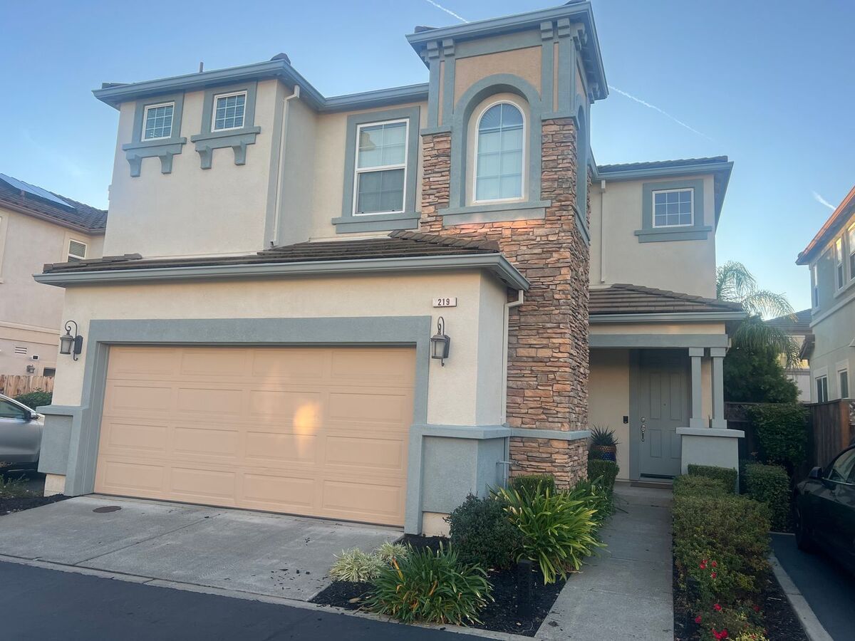 Desirable Portofino Neighborhood! Apartments Vacaville, CA