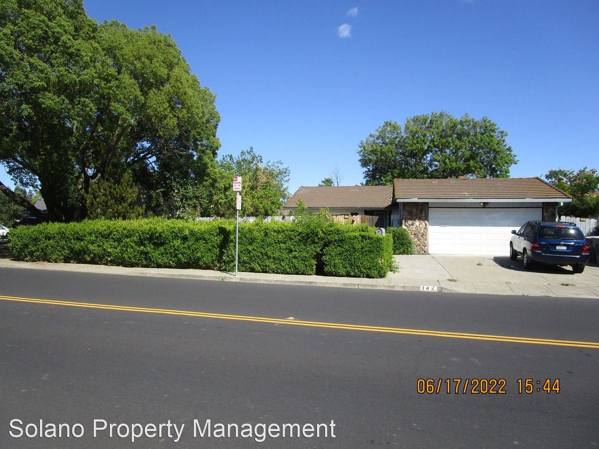 142 Bel St Vacaville, CA House for Rent