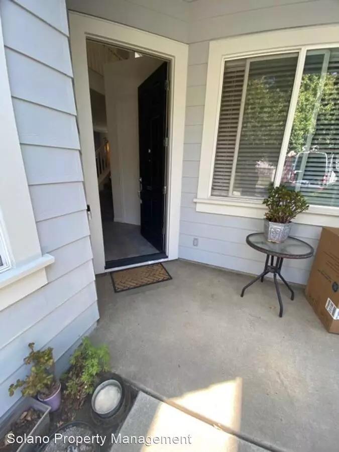 1012 Kellogg St House for rent in Suisun City, CA