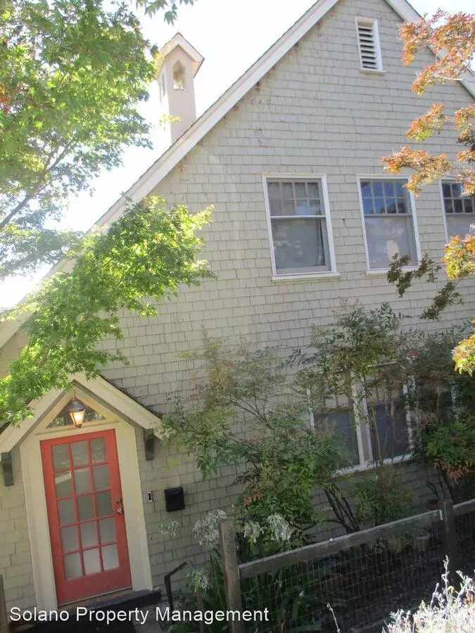 77 B St House for rent in Vallejo, CA