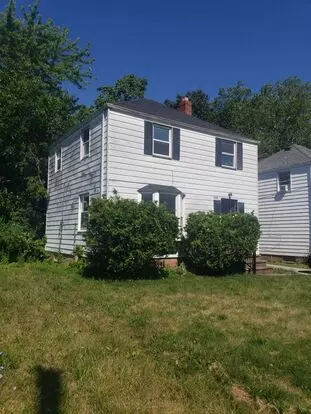 Charming 3-bedroom Property In Prime Location Apartment for rent in Cleveland, OH