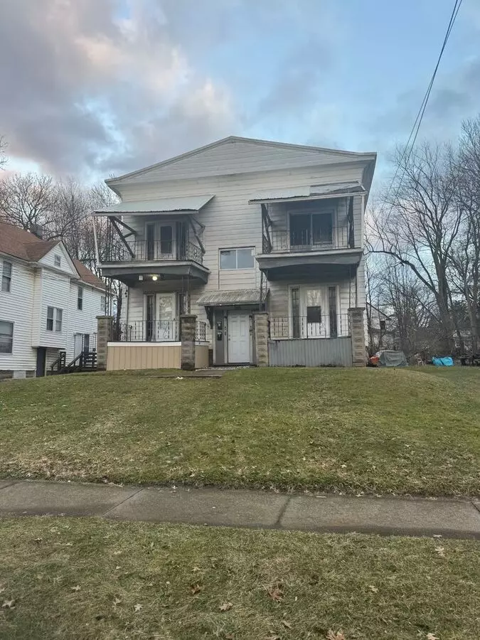 797 Boulevard St Apartment for rent in Akron, OH