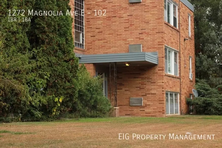 1272 Magnolia Ave E Apartment for rent in St Paul, MN