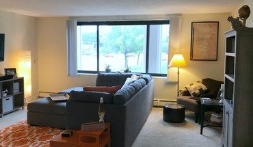 4 of 5 Calhoun West Apartment for rent in Minneapolis, MN