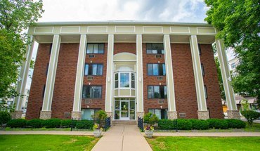 5 of 5 Calhoun West Apartment for rent in Minneapolis, MN