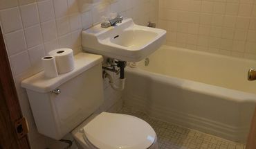 4 of 5 1871 7th St E Apartment for rent in St Paul, MN