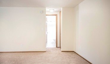 5 of 10 101 Glenbrook Road - 04 Apartment for rent in Wayzata, MN