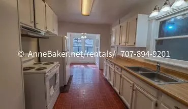 3 of 16 Close To Downtown Cloverdale House for rent in Cloverdale, CA