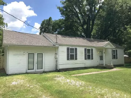 Great 3 Bedroom 2 Full Bath Home In Murfreesboro! Apartment for rent in Murfreesboro, TN