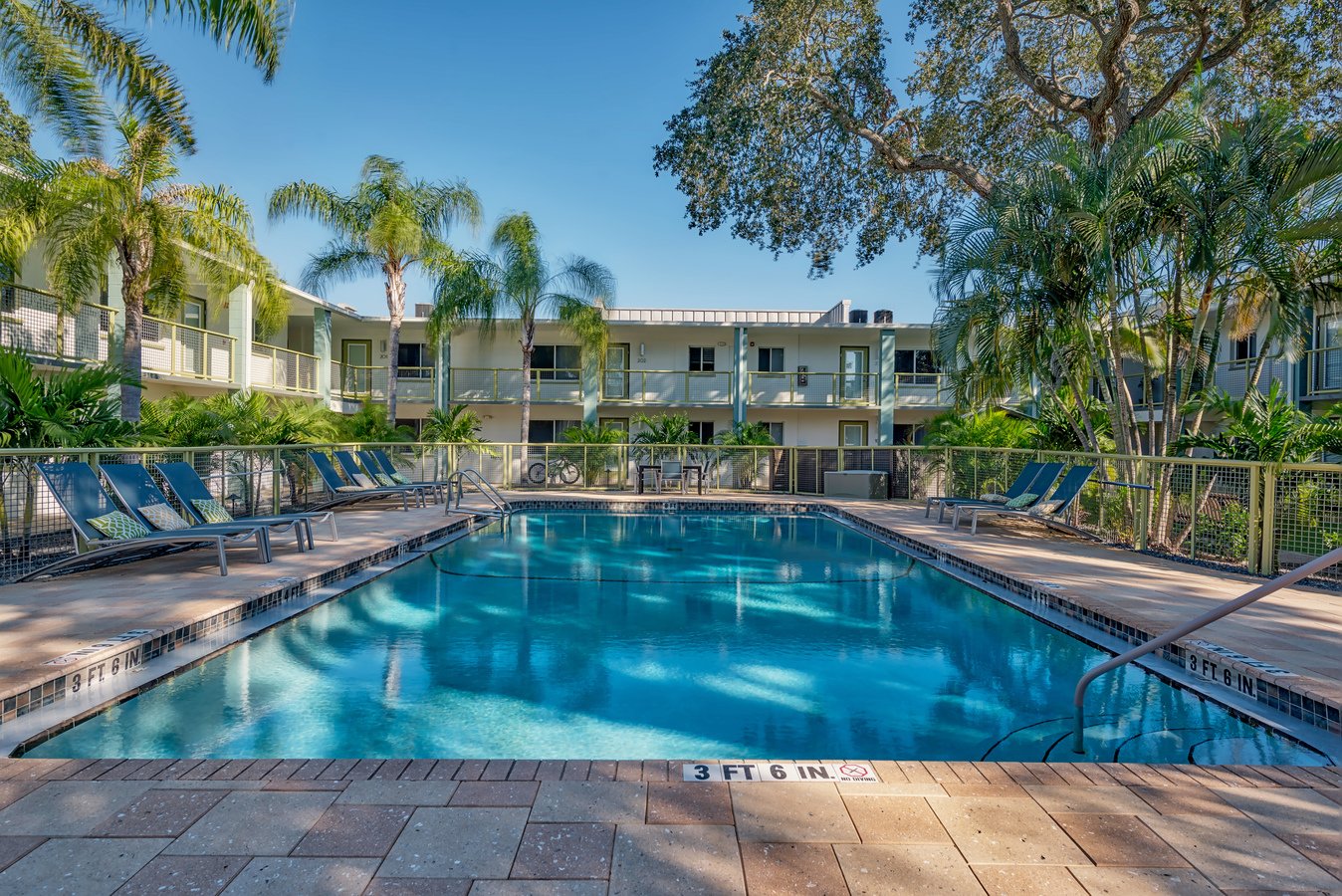 Bayshore Flats Apartments 5411 Bayshore Blvd Tampa, FL