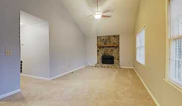 4 of 68 2002 Red Rose Lane Loganville Ga House for rent in Loganville, GA