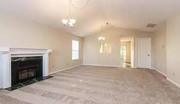 3 of 32 984 Canary Creek Drive Franklin In House for rent in Franklin, IN