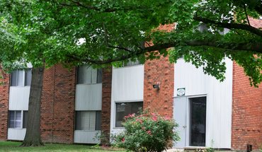 2 of 12 Timber Cove Apartment for rent in Decatur, IL