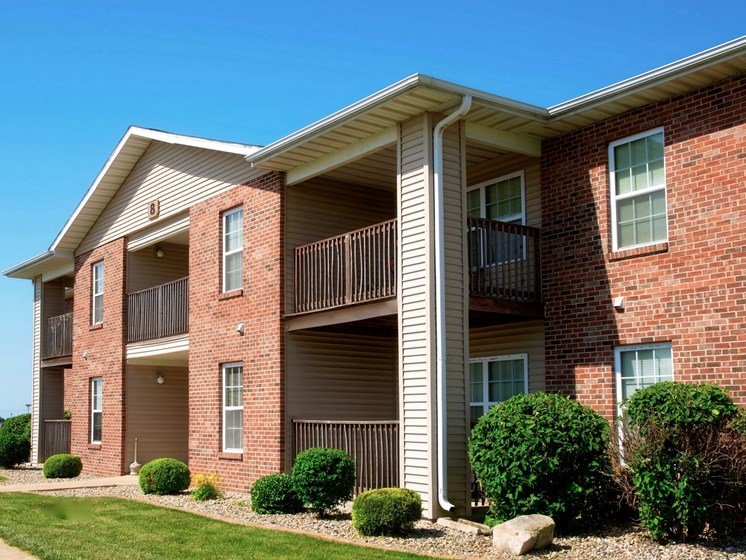 Westport Apartments Apartment for rent in Sullivan, IL