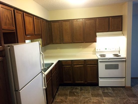 School Square Apartments And Townhomes Apartment for rent in Albany, MN