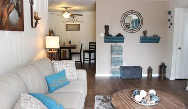 2 of 5 River Chase Apartment for rent in Florissant, MO