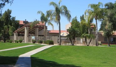 Acoma Thunderbird Townhomes Apartment for rent in Glendale, AZ