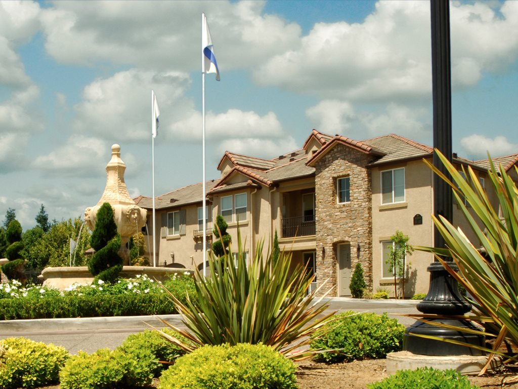 Cotswolds Apartment for rent in Fresno, CA