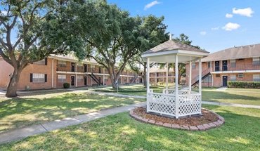Bellawood Apartments Apartment for rent in Metairie, LA