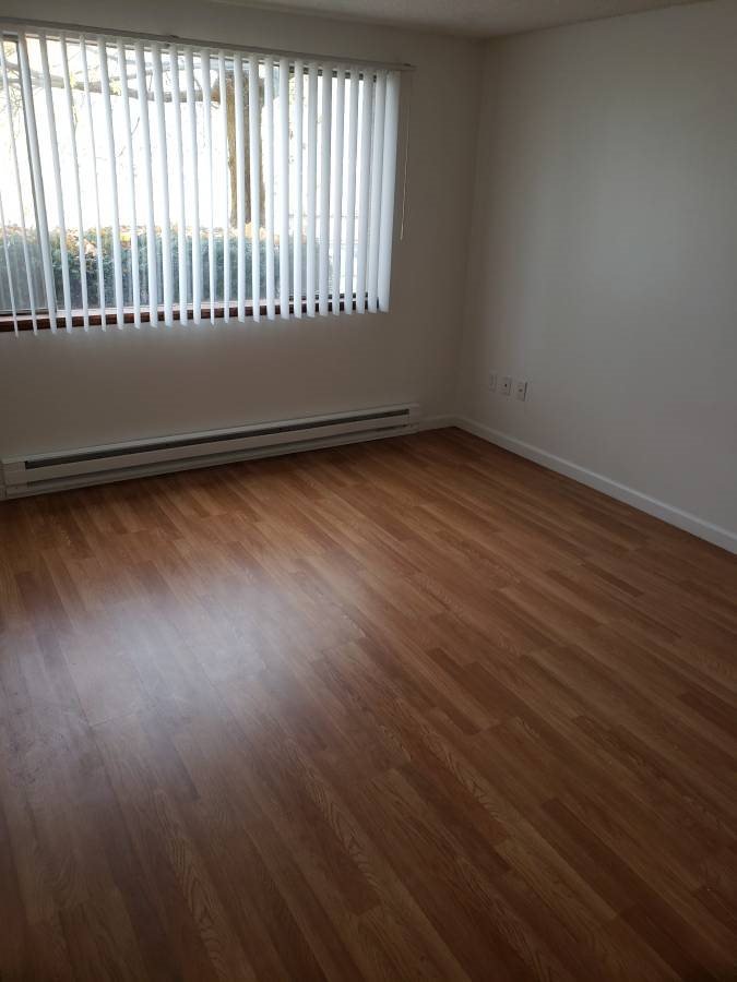2 of 4 Broadmoor Apartment for rent in Spokane, WA