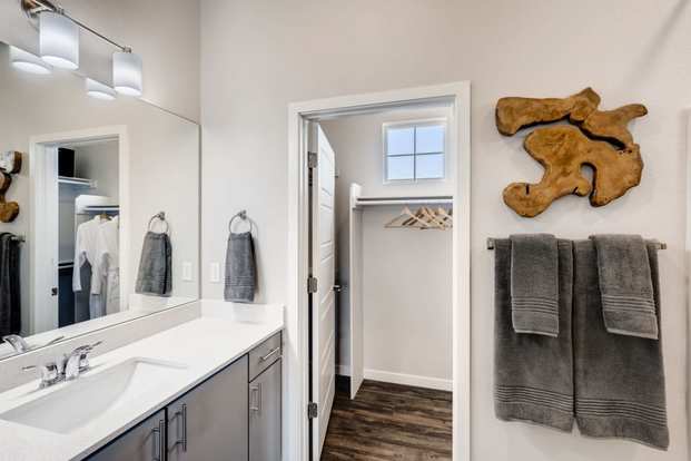 Avilla Buffalo Run Apartment for rent in Commerce City, CO