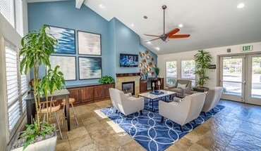 4 of 22 Lake Pointe Apartment for rent in Folsom, CA