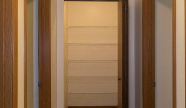 Meredith Homes Apartment for rent in Des Moines, IA