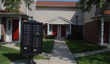 2 of 21 Sunlake Apartments Apartment for rent in Fishers, IN