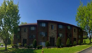 2 of 6 Squire Hill Apartment for rent in Branford, CT