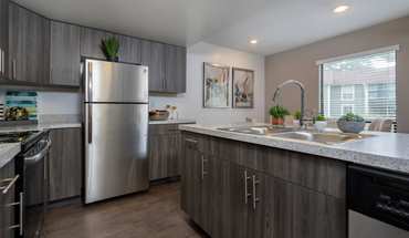 5 of 18 The Pines Of Cloverlane Apartments Apartment for rent in Pittsfield Twp, MI