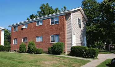 Brookwood At Bay Shore Apartment for rent in Bay Shore, NY