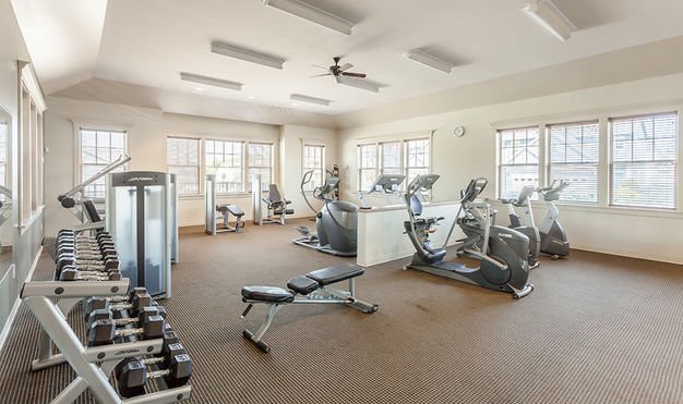 Saratoga Crossing Apartment for rent in Farmington, NY