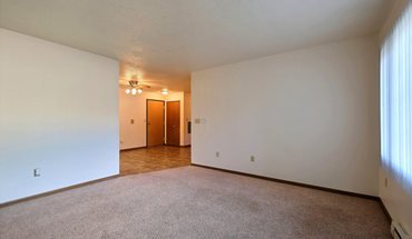 Prairiewood Courts Apartment for rent in Fargo, ND